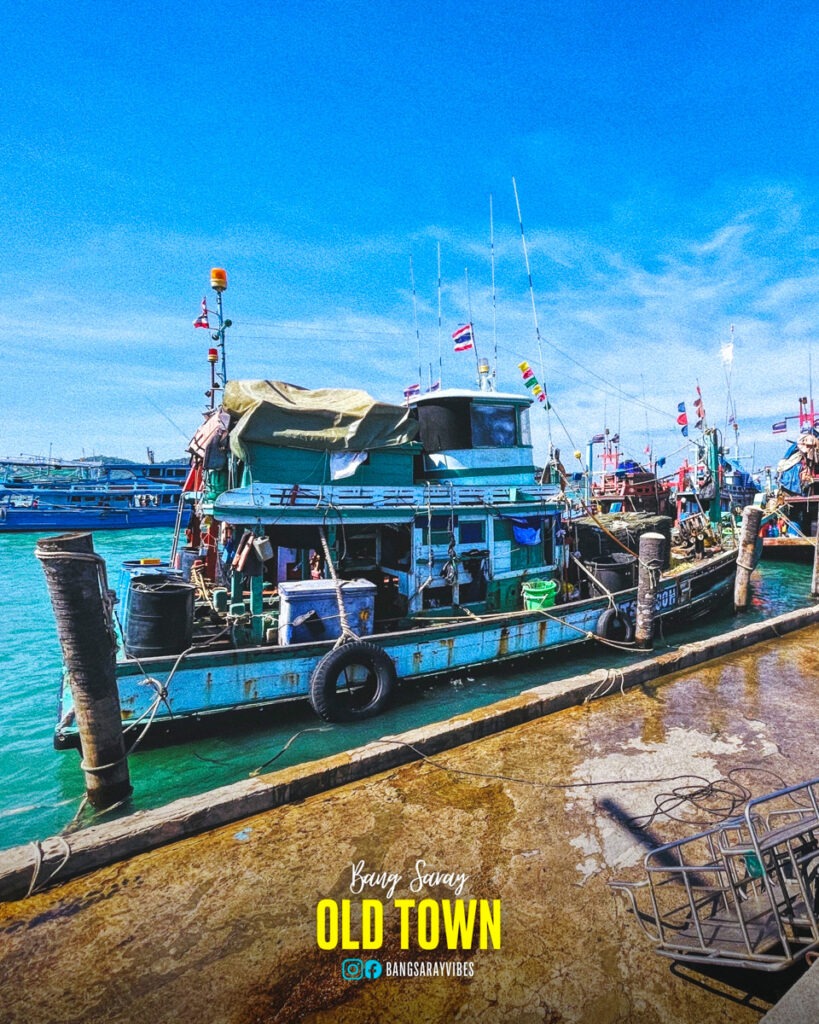 A traditional Thai fishing boat is anchored at the pier in Bang Saray Old Town in Chonnburi province.